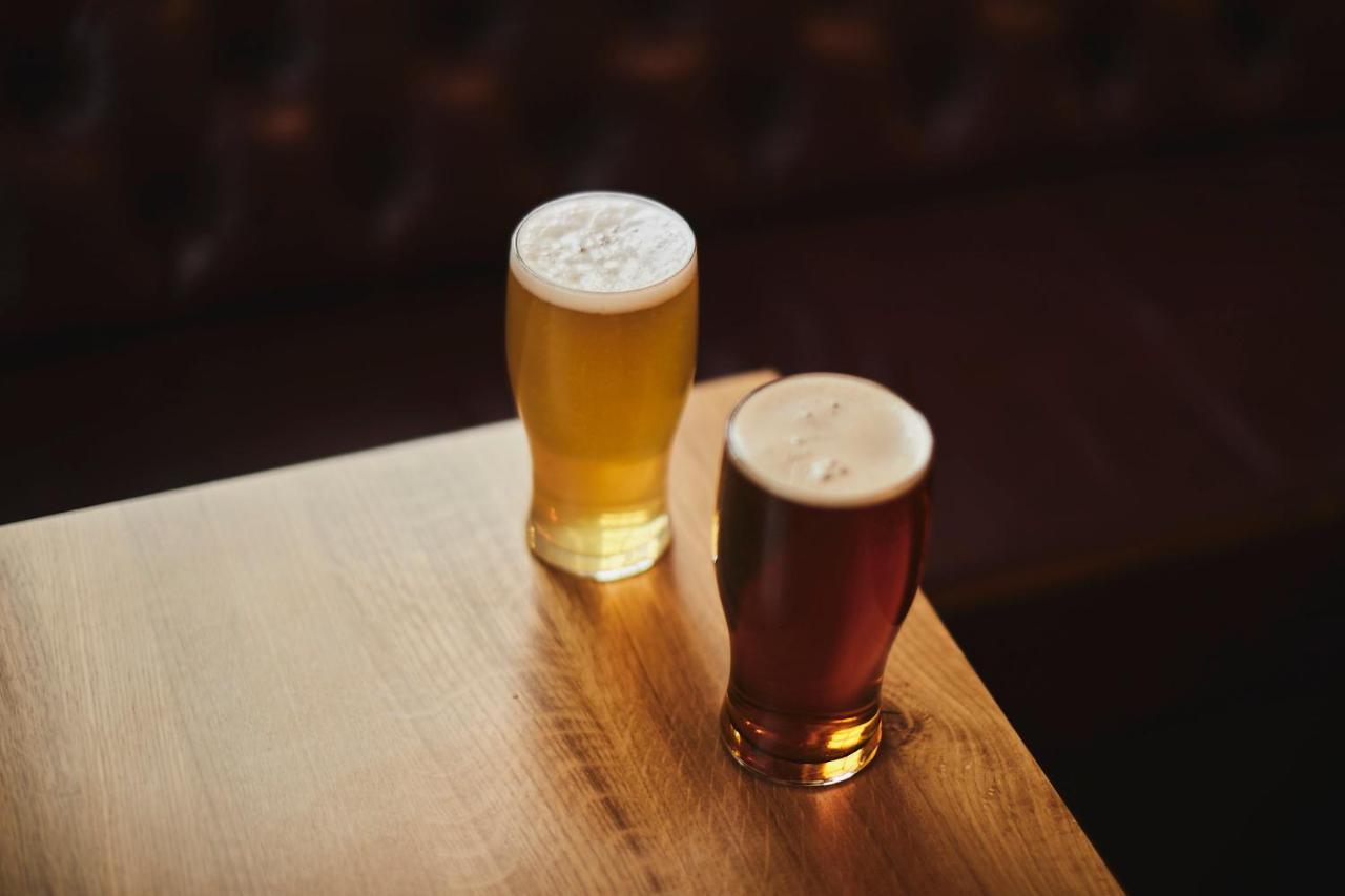 メイデンヘッド The Lord Grenfell Bed & Breakfast エクステリア 写真 Two pints of beer