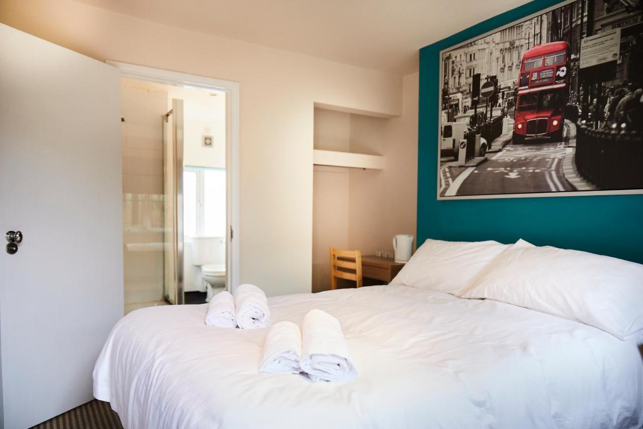 メイデンヘッド The Lord Grenfell Bed & Breakfast エクステリア 写真 A typical room at the hotel