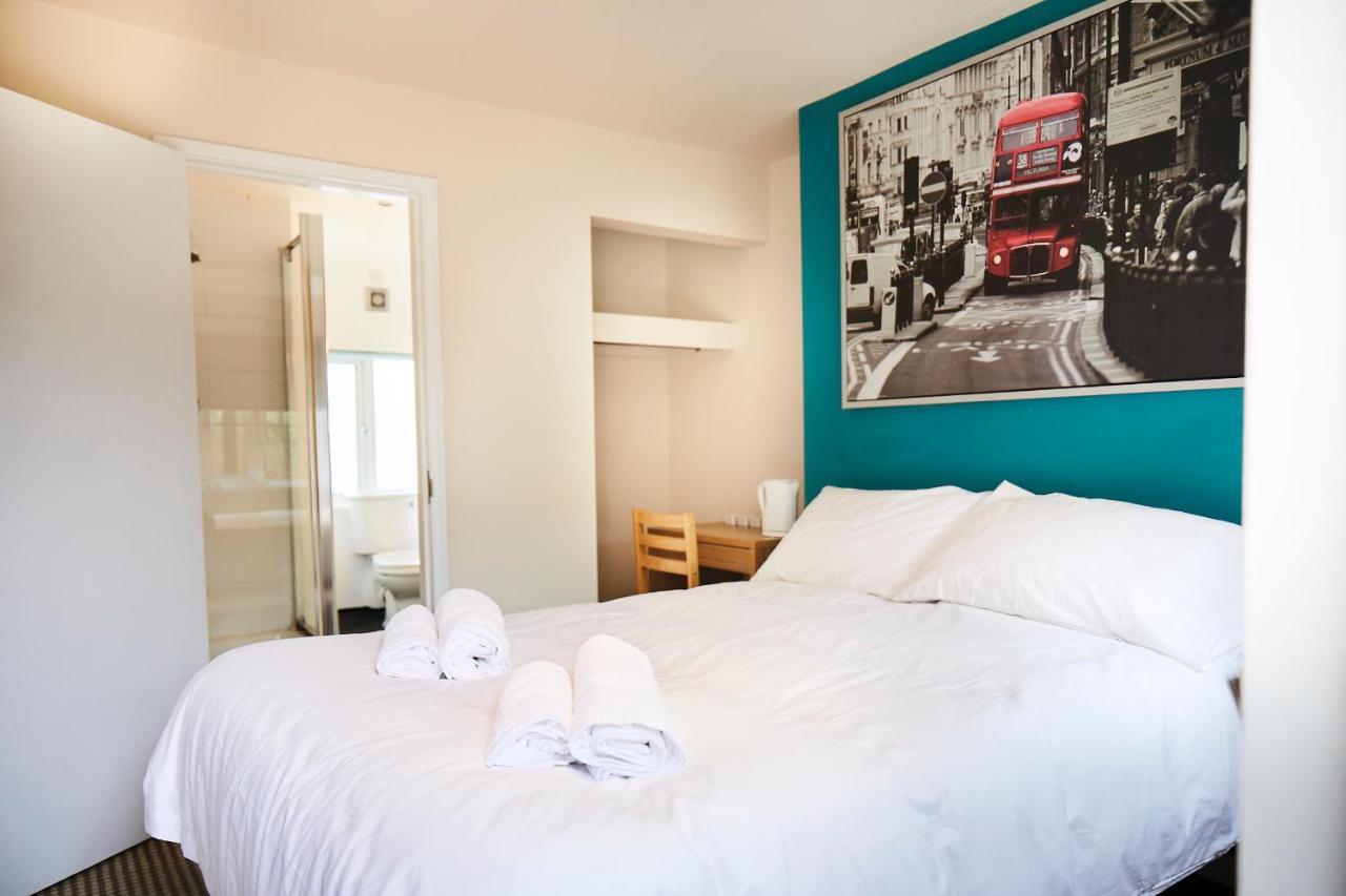 メイデンヘッド The Lord Grenfell Bed & Breakfast エクステリア 写真 A typical room at the hotel